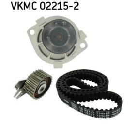 Achetez des Kit de distribution + pompe à eau SKF VKMC 02215-2 à prix pour 97,52 €