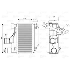 Köp Intercooler av VALEO 818362 till det låga priset 3821,86 kr