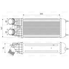 Köp Intercooler av VALEO 818547 till det låga priset 1234,07 kr