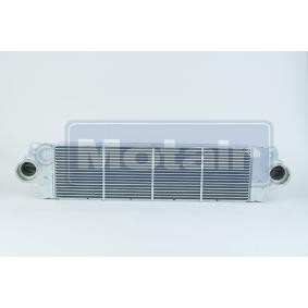 Köp Intercooler av MOTAIR 570001 till det låga priset 2627,67 kr