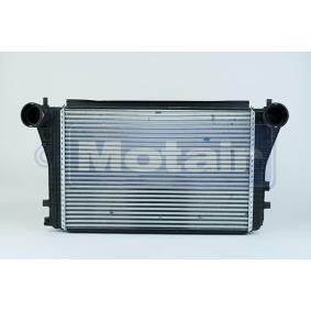 Köp Intercooler av MOTAIR 570006 till det låga priset 3278,85 kr