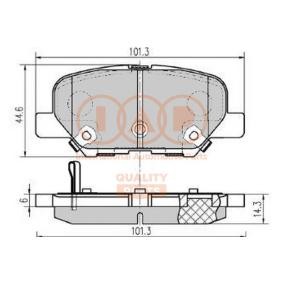 Köp Bromsbelägg av IAP QUALITY PARTS 704-11151 till det låga priset 1297,12 kr