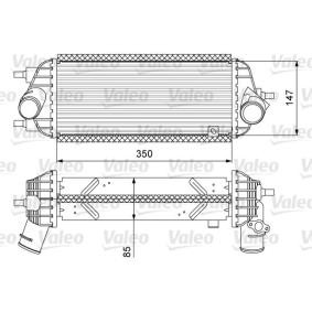 Köp Intercooler av VALEO 818626 till det låga priset 2560,69 kr