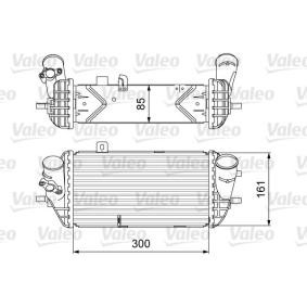 Köp Intercooler av VALEO 818637 till det låga priset 2800,92 kr