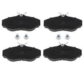 Köp Bromsbelägg av MASTER-SPORT 13046027202N-SET-MS till det låga priset 301,94 kr