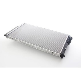 Acquista Kit pastiglie freni da BSG BSG 90-202-016 a buon mercato per soli 55,60 €