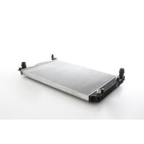 Achetez des Radiateur du moteur BSG BSG 90-520-023 à prix pour 225,22 €
