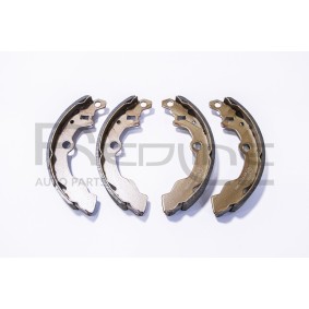 Comprar Juego de zapatas de frenos de RED-LINE 47SZ012 a bajo precio de 79,08 €