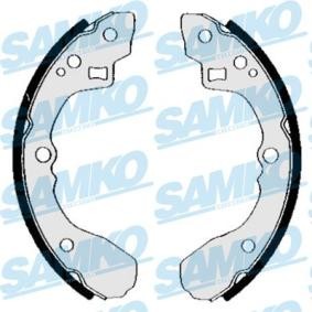 Comprar Juego de zapatas de frenos de SAMKO 84840 a bajo precio de 17,41 €