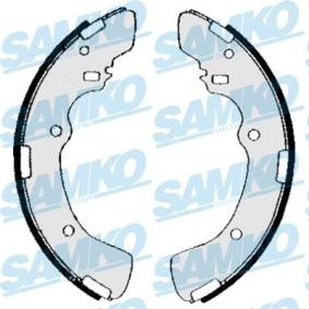 Comprar Juego de zapatas de frenos de SAMKO 85670 a bajo precio de 34,81 €