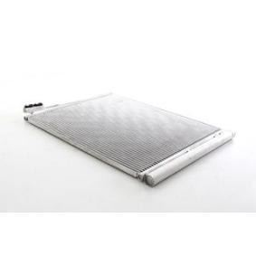 Achetez des Radiateur du moteur BSG BSG 15-525-016 à prix pour 138,10 €