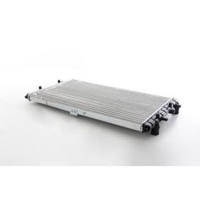Achetez des Radiateur du moteur BSG BSG 90-520-039 à prix pour 111,36 €