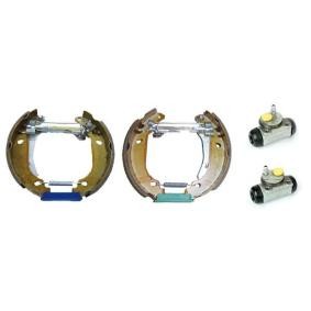 Comprar Kit frenos, disco de tambor de BREMBO K 68 052 a bajo precio de 111,68 €