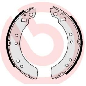 Köp Bromsbacksats av BREMBO S 24 501 till det låga priset 319,54 kr