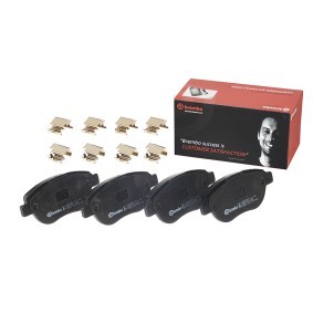 Köp Bromsbelägg av BREMBO P 61 137 till det låga priset 624,08 kr