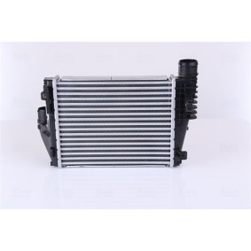 Köp Intercooler av NISSENS 961523 till det låga priset 1740,29 kr