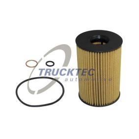 Köp Oljefilter av TRUCKTEC AUTOMOTIVE 08.18.039 till det låga priset 194,99 kr