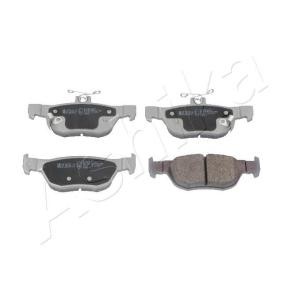 Acquista Kit pastiglie freni da ASHIKA 51-03-320 a buon mercato per soli 31,09 €