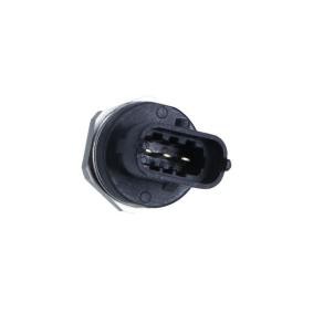 Køb Sensor, brændstoftryk af MAXGEAR 21-0676 til den lave pris 554,81 DKK