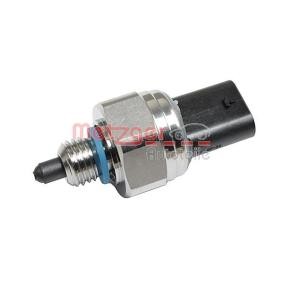Öltemperatursensor 0905500 CITROËN C4 von METZGER