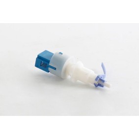 Comprar Interruptor de luces freno de BSG BSG 25-840-015 a bajo precio de 39,42 €