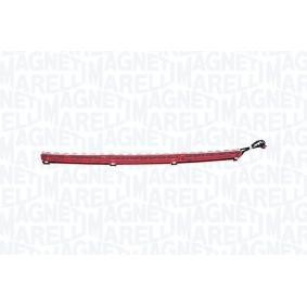Comprar Luz de freno adicional de MAGNETI MARELLI 715001120500 a bajo precio de 161,98 €