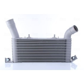 Köp Intercooler av NISSENS 961006 till det låga priset 2068,58 kr