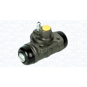 Comprar Luz de freno adicional de MAGNETI MARELLI 714038200602 a bajo precio de 30,62 €