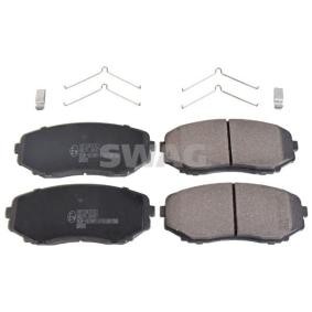 Acquista Kit pastiglie freni da SWAG 33 10 7546 a buon mercato per soli 63,44 €