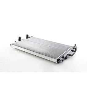 Acquista Radiatore motore da BSG BSG 42-520-002 a buon mercato per soli 156,13 €
