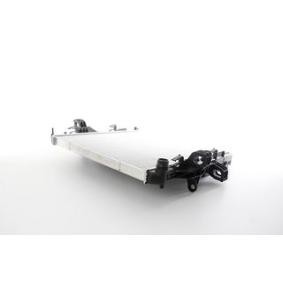 Acquista Radiatore motore da BSG BSG 42-520-004 a buon mercato per soli 293,88 €