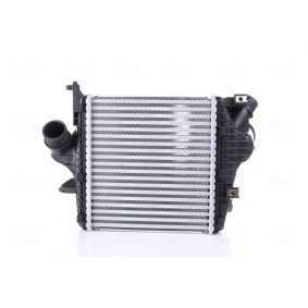 Köp Intercooler av NISSENS 961304 till det låga priset 2729,73 kr