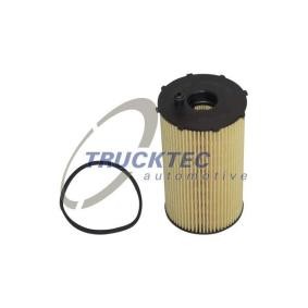 Köp Oljefilter av TRUCKTEC AUTOMOTIVE 22.18.003 till det låga priset 137,93 kr