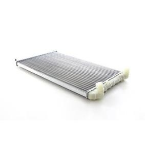 Achetez des Radiateur du moteur BSG BSG 25-520-036 à prix pour 114,38 €