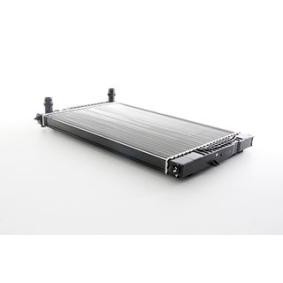 Acquista Radiatore motore da BSG BSG 42-520-006 a buon mercato per soli 157,61 €
