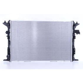 Achetez des Radiateur du moteur NISSENS 61358A à prix pour 36,63 €