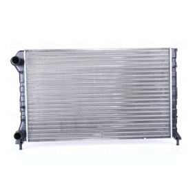 Achetez des Radiateur du moteur NISSENS 61767 à prix pour 61,37 €