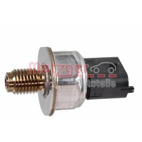 Acquista Sensore, Pressione carburante da METZGER 0906461 a buon mercato per soli 114,25 €