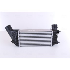 Köp Intercooler av NISSENS 96609 till det låga priset 1657,88 kr