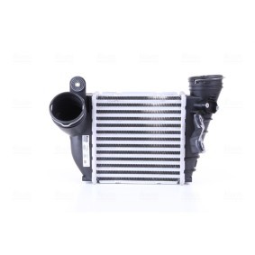 Achetez des Intercooler NISSENS 96679 à prix pour 77,37 €