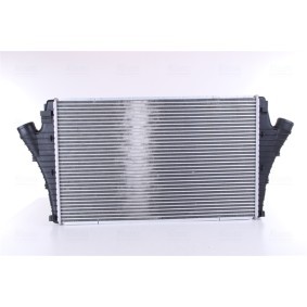 Köp Intercooler av NISSENS 96684 till det låga priset 1648,51 kr