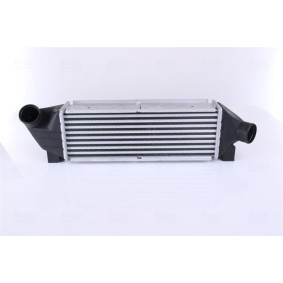 Köp Intercooler av NISSENS 96733 till det låga priset 1241,38 kr