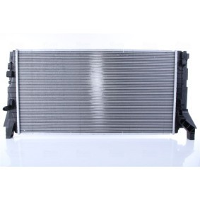 Achetez des Radiateur du moteur NISSENS 606812 à prix pour 262,94 €