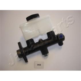 Köp Huvudbromscylinder av JAPANPARTS PF-302 till det låga priset 1720,12 kr