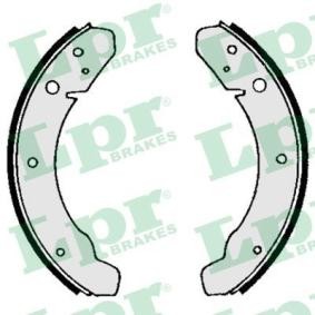 Comprar Juego de zapatas de frenos de LPR 03890 a bajo precio de 24,10 €