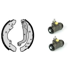 Köp Bromsbacksats av BREMBO H 68 058 till det låga priset 2494,60 kr