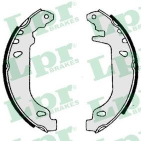 Comprar Juego de zapatas de frenos de LPR 06020 a bajo precio de 15,69 €