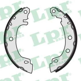 Comprar Juego de zapatas de frenos de LPR 07170 a bajo precio de 15,56 €