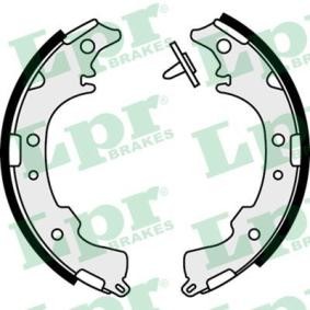 Comprar Juego de zapatas de frenos de LPR 07840 a bajo precio de 29,55 €