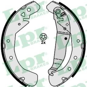 Comprar Juego de zapatas de frenos de LPR 08210 a bajo precio de 62,59 €